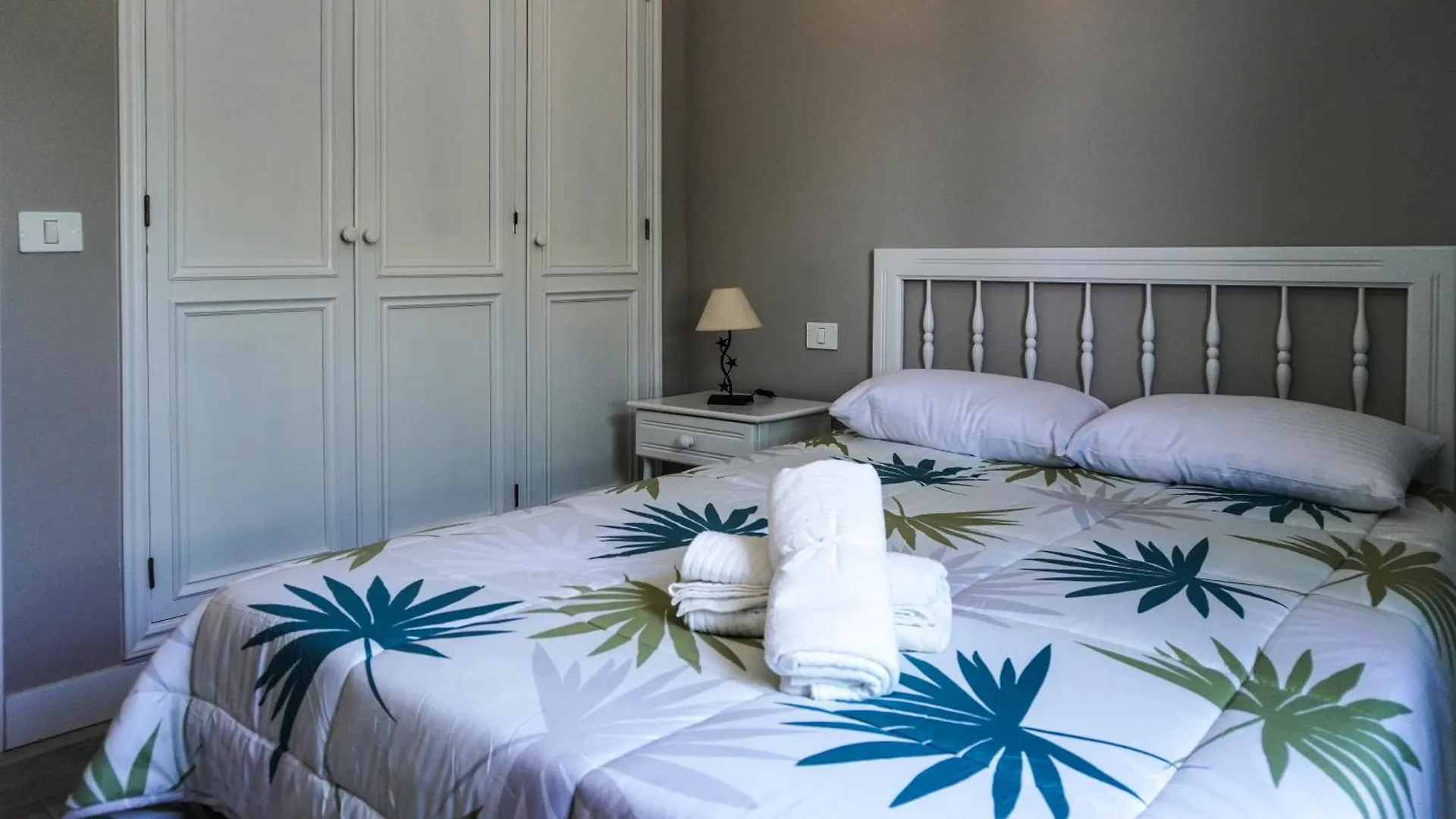 La Casita Del Sur, Abades Apartman